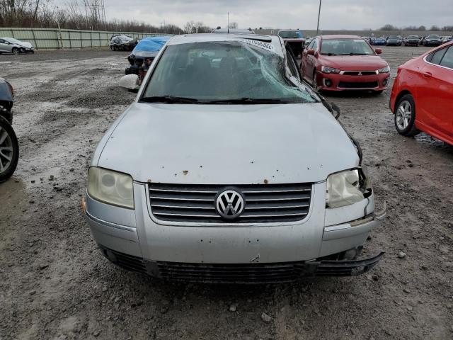 WVWPD63B74P246799 - 2004 VOLKSWAGEN PASSAT GLS SILVER photo 5