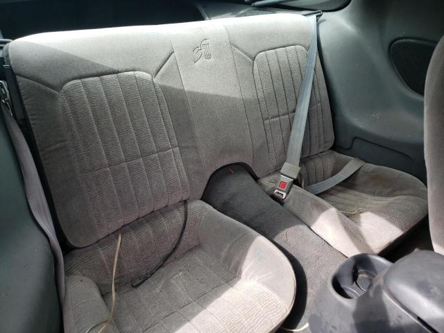 2G1FP22K5V2150216 - 1997 CHEVROLET CAMARO BAS 绿色 照片 11