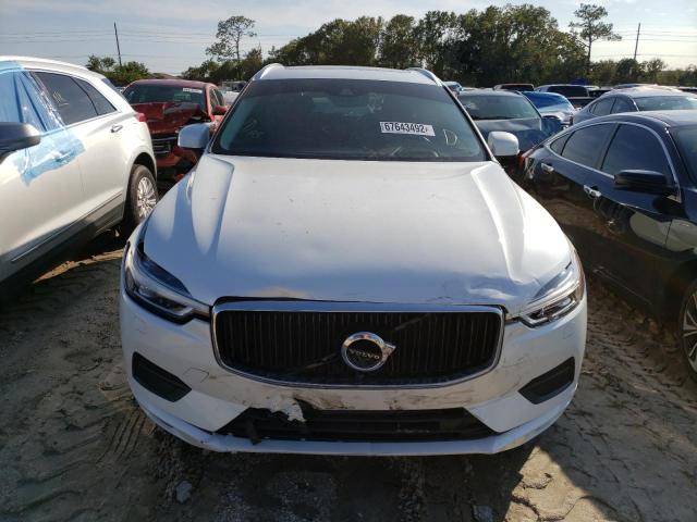 LYV102DK2KB220130 - 2019 VOLVO XC60 T5 MO WHITE photo 5