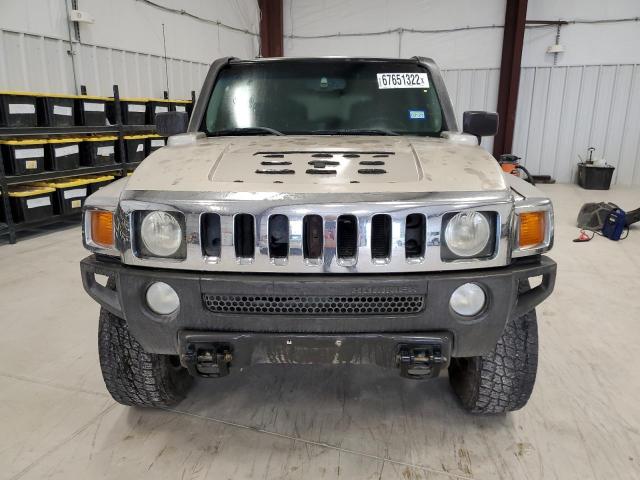 5GTDN136968276852 - 2006 HUMMER H3 TAN photo 5