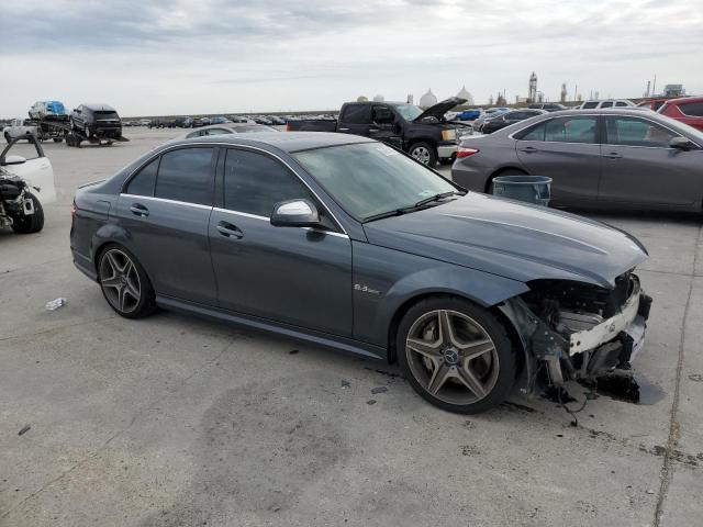 WDDGF77X09F310402 - 2009 MERCEDES-BENZ C 63 AMG GRAY photo 4