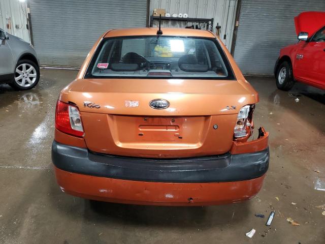 KNADE223496514608 - 2009 KIA RIO BASE ORANGE photo 6