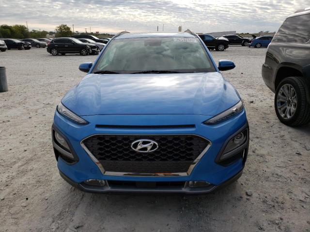 KM8K53A50JU094750 - 2018 HYUNDAI KONA ULTIM BLUE photo 5