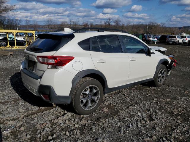 JF2GTAEC9KH379066 - 2019 SUBARU CROSSTREK WHITE photo 3