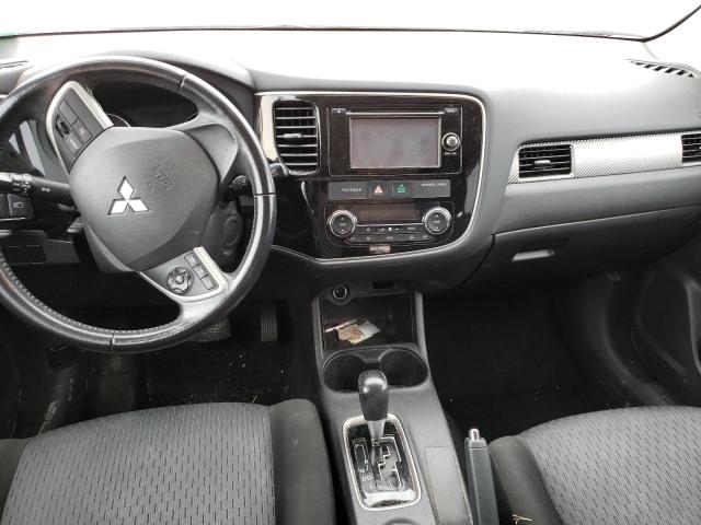 JA4AD3A36EZ013206 - 2014 MITSUBISHI OUTLANDER SILVER photo 8