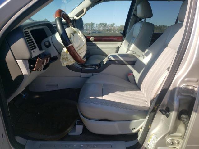 5LMEU88H04ZJ46556 - 2004 LINCOLN AVIATOR 银色 照片 7