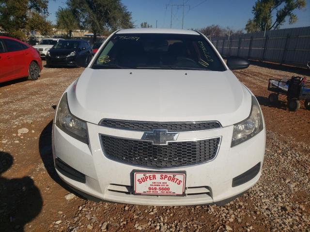 1G1PB5SH3E7175259 - 2014 CHEVROLET CRUZE LS WHITE photo 5