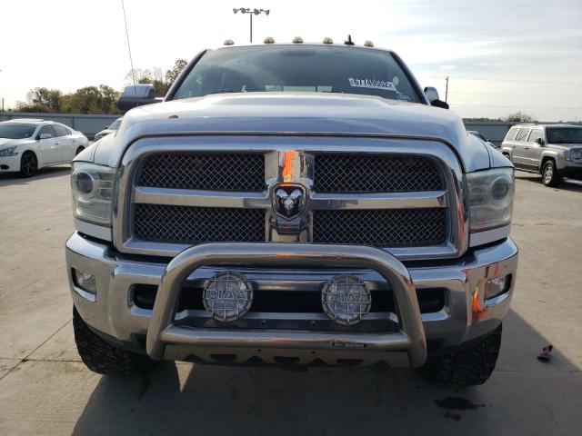 3C63R3NLXDG545297 - 2013 RAM 3500 LONGH WHITE photo 5