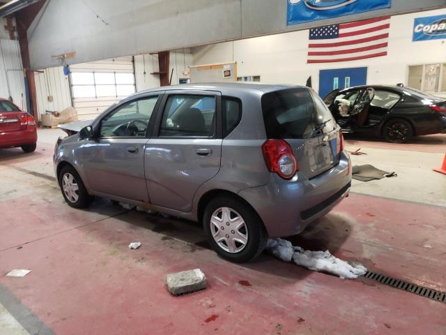 KL1TD66E09B343262 - 2009 CHEVROLET AVEO LS SILVER photo 2