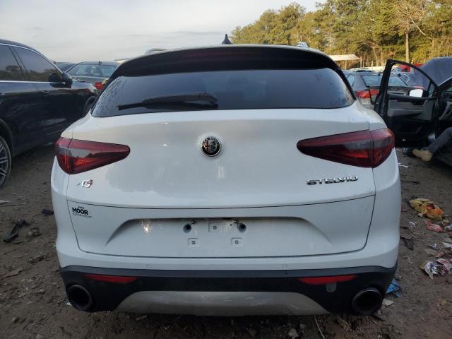 ZASFAKAN8J7B76176 - 2018 ALFA ROMEO STELVIO WHITE photo 6