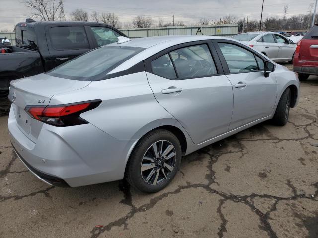 3N1CN8EV0LL874702 - 2020 NISSAN VERSA SV SILVER photo 3