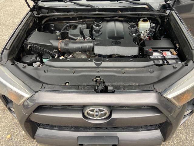 JTEBU5JR8E5160074 - 2014 TOYOTA 4RUNNER SR GRAY photo 8