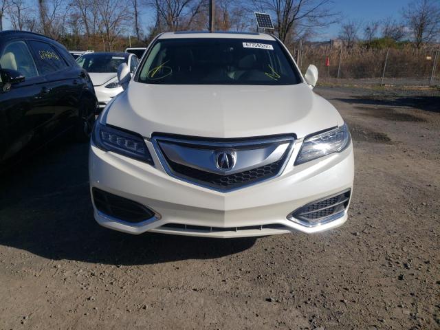 5J8TB3H34JL015593 - 2018 ACURA RDX WHITE photo 5