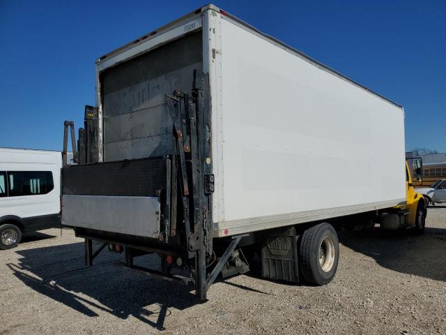 1FVACWDC36HV64887 - 2006 FREIGHTLINER M2 106 MED WHITE photo 4