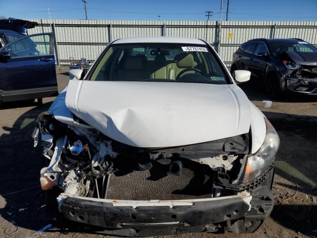 1HGCP2F68CA219580 - 2012 HONDA ACCORD SE WHITE photo 5