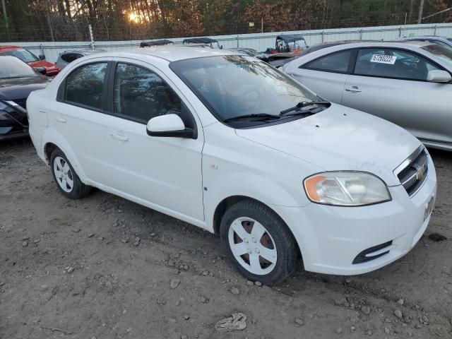 KL1TD566X8B010617 - 2008 CHEVROLET AVEO BASE WHITE photo 4