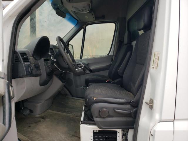 WD0PE845585271906 - 2008 DODGE SPRINTER 2 WHITE photo 5