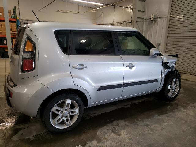 KNDJT2A28B7716890 - 2011 KIA SOUL + SILVER photo 3