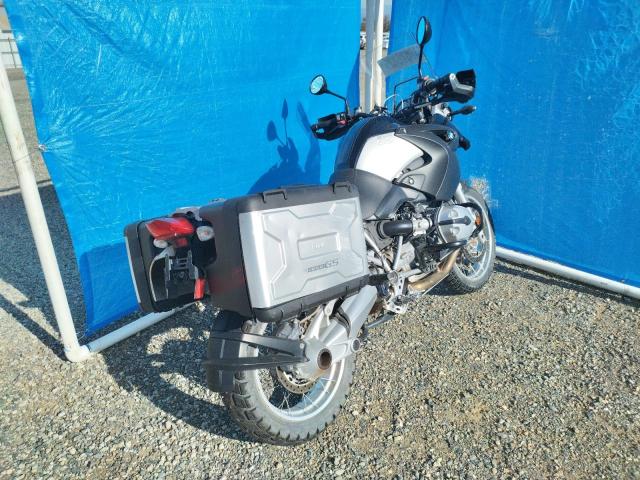 WB10317A06ZL79921 - 2006 BMW R1200 GS TWO TONE photo 4