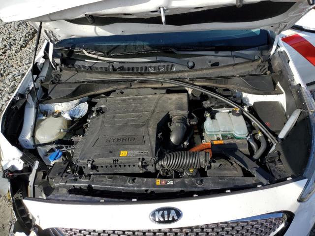 KNDCC3LC5H5055957 - 2017 KIA NIRO EX WHITE photo 11