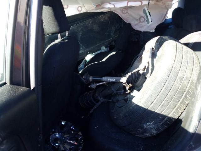 ZACCJAAB0HPG14844 - 2017 JEEP RENEGADE S 灰色 照片 6