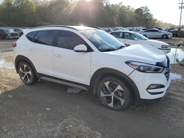 KM8J33A28JU676649 - 2018 HYUNDAI TUCSON VAL WHITE photo 4