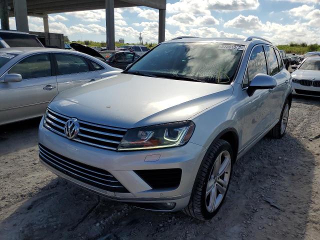 WVGGF7BP0HD001150 - 2017 VOLKSWAGEN TOUAREG EX SILVER photo 1