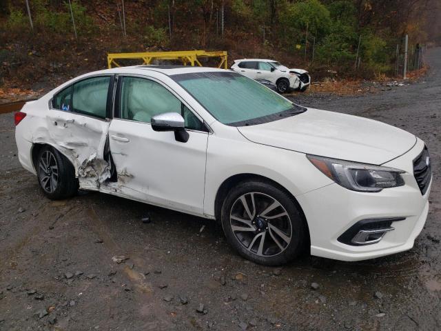 4S3BNAR6XJ3008632 - 2018 SUBARU LEGACY SPO WHITE photo 4