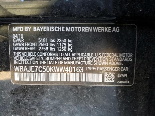 WBAJE7C50KWW40163 - 2019 BMW 540 XI BLACK photo 13
