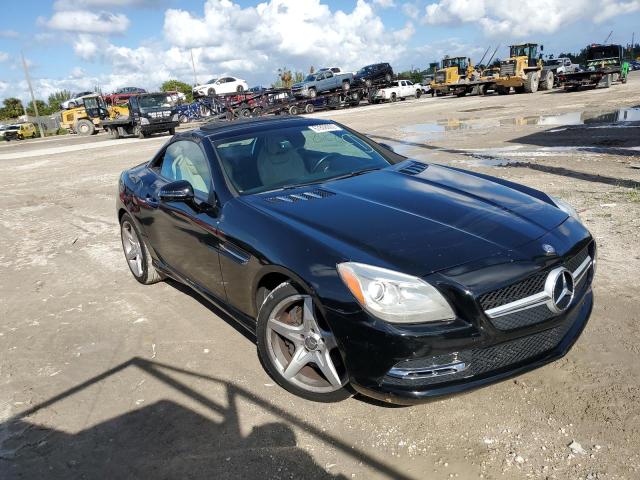 WDDPK4HA5DF059891 - 2013 MERCEDES-BENZ SLK 250 BLACK photo 4