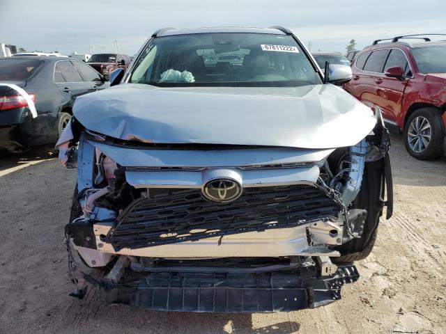 2T3C1RFV5MC133356 - 2021 TOYOTA RAV4 XLE P SILVER photo 5