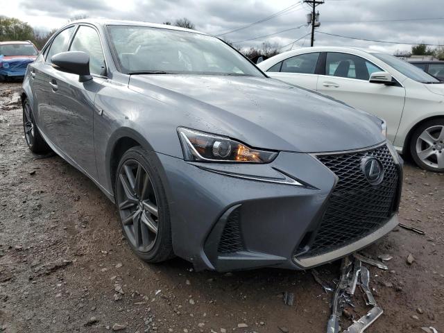 JTHC81D2XJ5029726 - 2018 LEXUS IS 300 GRAY photo 4