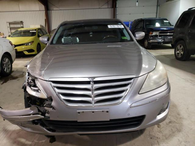 KMHGC46F69U032283 - 2009 HYUNDAI GENESIS 4. SILVER photo 5