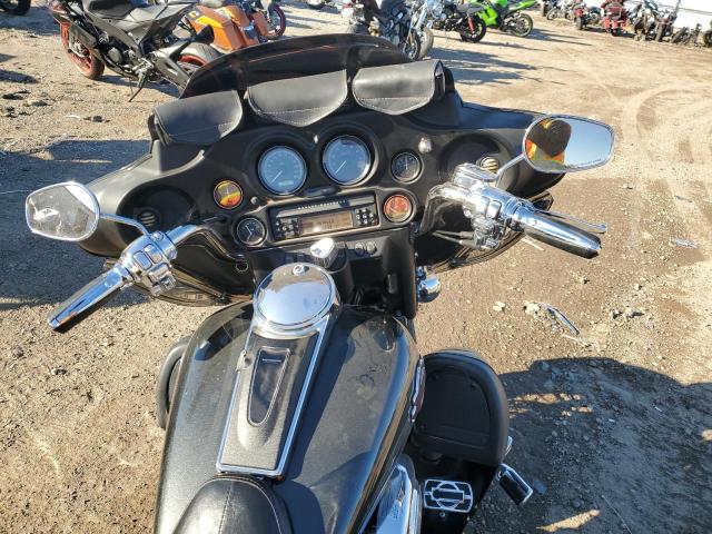 1HD1FCW176Y651235 - 2006 HARLEY-DAVIDSON FLHTCUI 黑色 照片 5