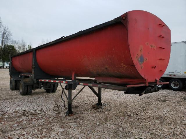1TKFT40251B073776 - 2001 TRAIL KING TRAILER RED photo 1
