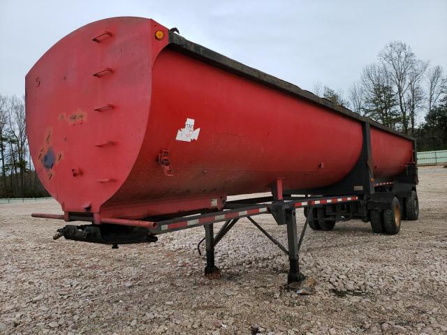 1TKFT40251B073776 - 2001 TRAIL KING TRAILER RED photo 2