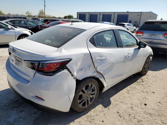 3MYDLBYV7KY521344 - 2019 TOYOTA YARIS L WHITE photo 3