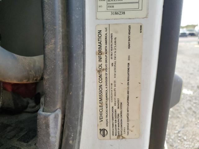 4V5KC9DF5GN945851 - 2016 VOLVO VHD TWO TONE photo 10