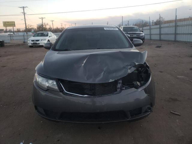 KNAFU4A27D5718995 - 2013 KIA FORTE EX CHARCOAL photo 5