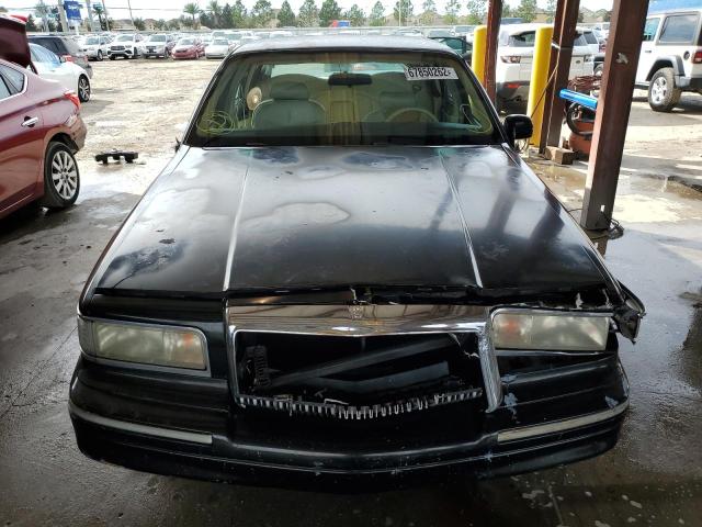 1LNLM81W5SY651059 - 1995 LINCOLN TOWN CAR E BLACK photo 5