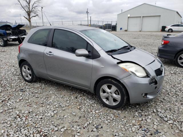 JTDJT923785189820 - 2008 TOYOTA YARIS SILVER photo 4