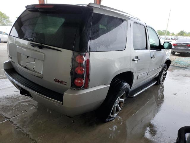 1GKUCEEF0AR269068 - 2010 GMC YUKON DENA SILVER photo 3