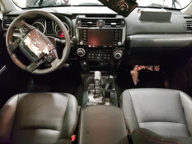 JTEBU5JR3L5766377 - 2020 TOYOTA 4RUNNER SR 黑色 照片 8