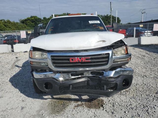 1GDJK39D06E259052 - 2006 GMC 3500 HD WHITE photo 5