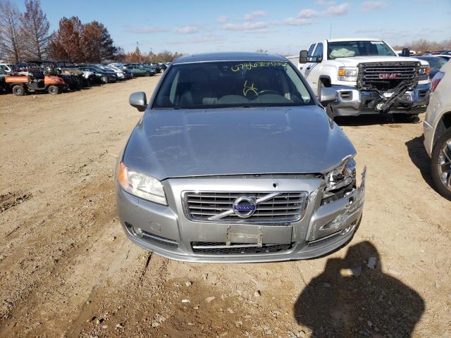 YV1902AH5D1171120 - 2013 VOLVO S80 T6 SILVER photo 5