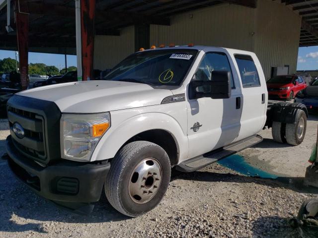 1FT8W3CTXBEC30675 - 2011 FORD F350 SUPER WHITE photo 1