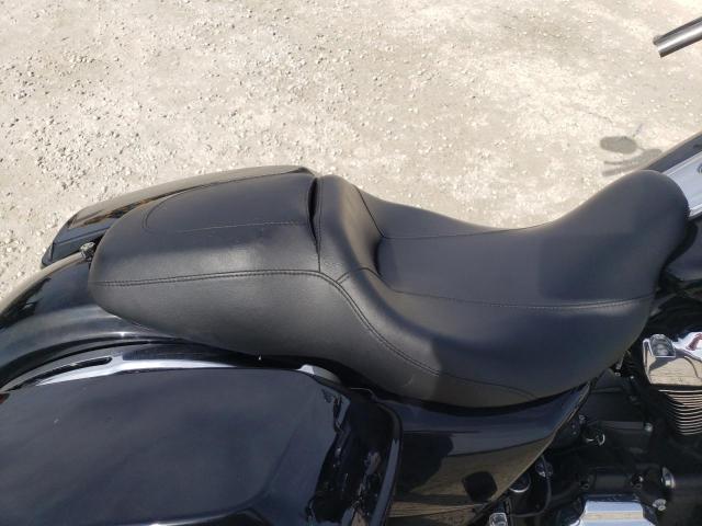 1HD1KHC17LB670007 - 2020 HARLEY-DAVIDSON FLTRX 黑色 照片 6