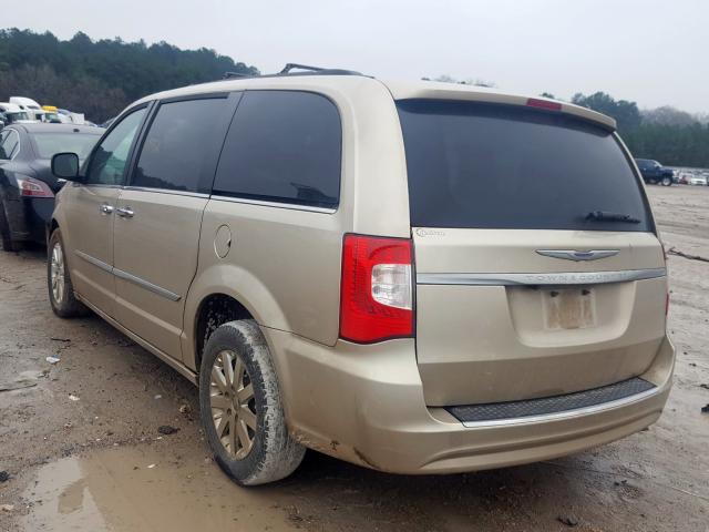 2C4RC1BGXGR302782 - 2016 CHRYSLER TOWN & COU GOLD photo 3