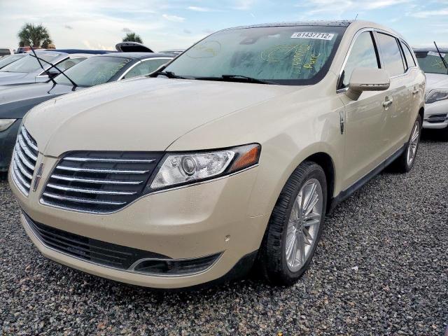 2LMHJ5AT6JBL02060 - 2018 LINCOLN MKT BEIGE photo 2