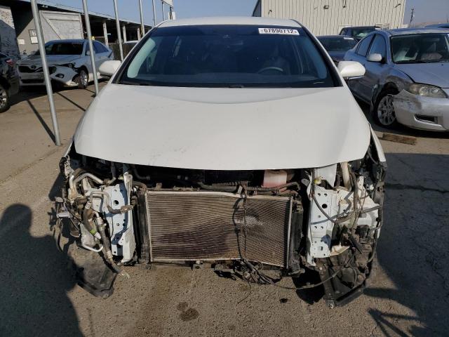 JTDKARFP1K3116081 - 2019 TOYOTA PRIUS PRIM 白色 照片 5